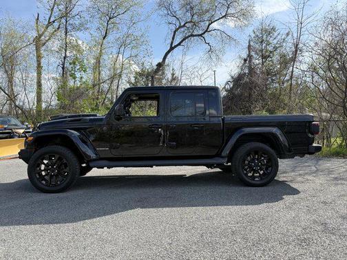 Black Clearcoat 2021 Jeep Gladiator High Altitude 4x4