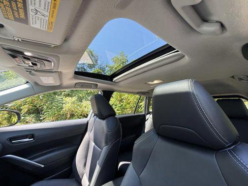 2022 Toyota Corolla Cross XLE