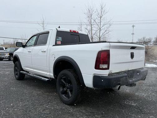 2019 RAM 1500 SLT