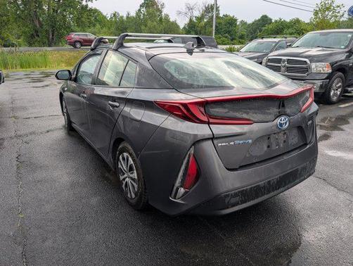 2021 Toyota Prius Prime XLE