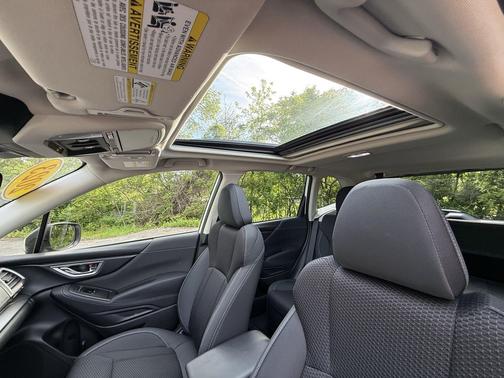 Crystal White Pearl 2023 Subaru Forester Premium