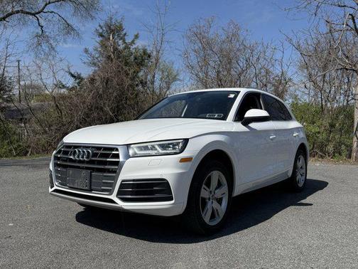 Ibis White 2018 Audi Q5 2.0T Premium Plus