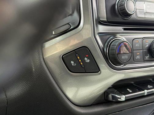 Deep Ocean Blue Metallic 2019 Chevrolet Silverado 1500 2LT