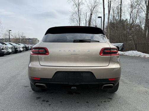 2017 Porsche Macan Base