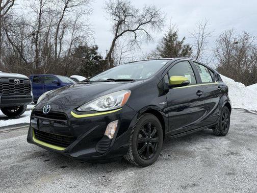 2016 Toyota Prius c Four