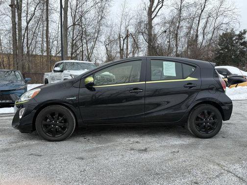 2016 Toyota Prius c Four