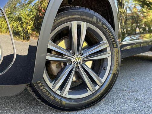 2021 Volkswagen Atlas 3.6L SE w/Technology