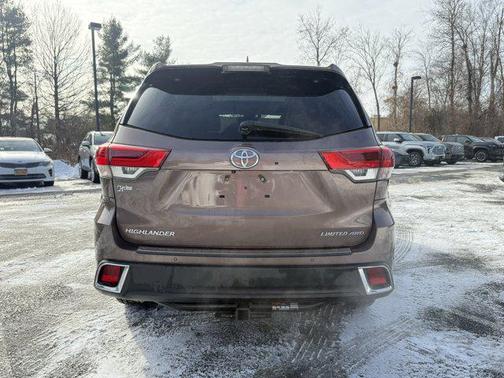 2017 Toyota Highlander Limited