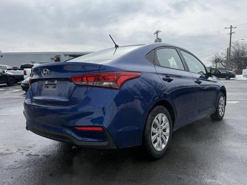 2019 Hyundai Accent SE