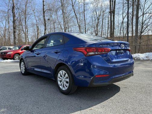 2019 Hyundai Accent SE