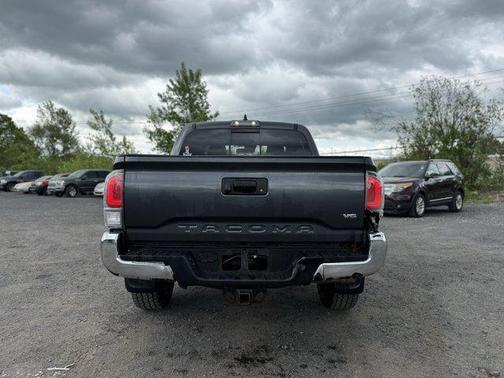 Magnetic Gray Metallic 2022 Toyota Tacoma TRD Off Road