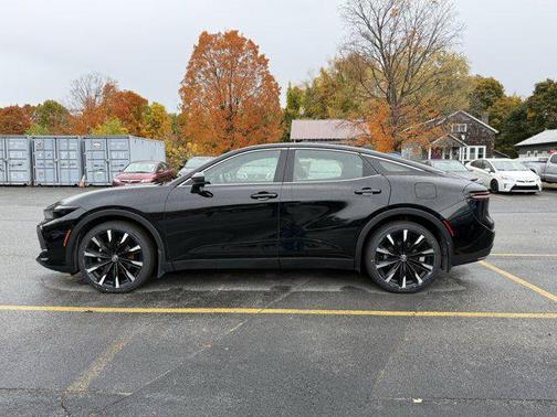 2023 Toyota Crown Platinum