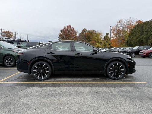 2023 Toyota Crown Platinum