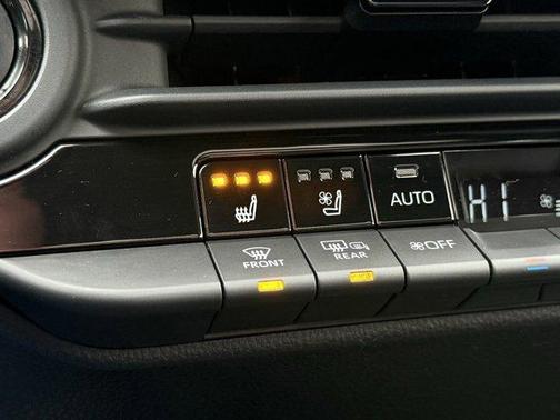 2023 Toyota Crown Platinum