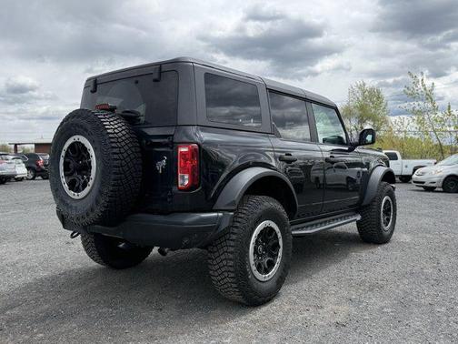 Shadow Black 2022 Ford Bronco Black Diamond