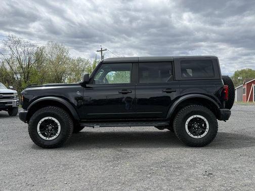 Shadow Black 2022 Ford Bronco Black Diamond