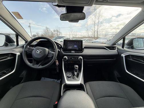 2021 Toyota RAV4 Hybrid LE