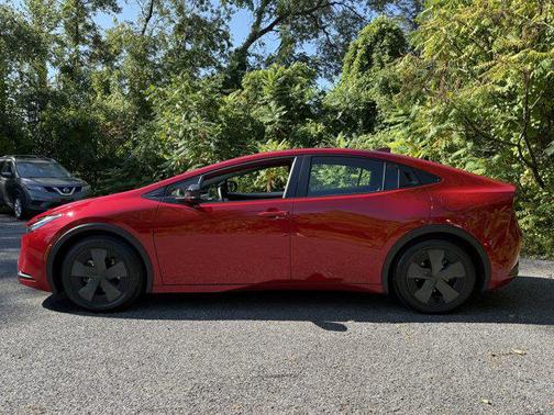 2024 Toyota Prius Prime SE