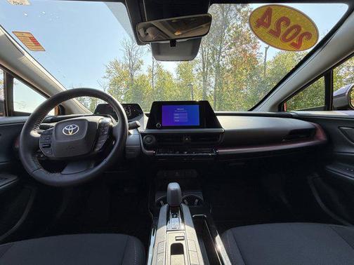 2024 Toyota Prius Prime SE