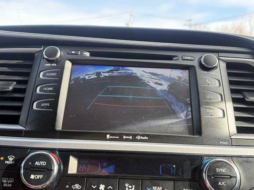 2017 Toyota Highlander LE Plus