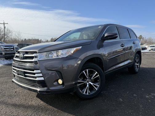 2017 Toyota Highlander LE Plus