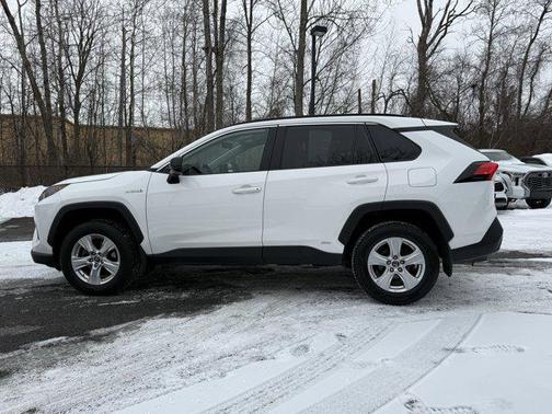 2021 Toyota RAV4 Hybrid LE