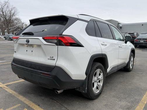 2021 Toyota RAV4 Hybrid LE