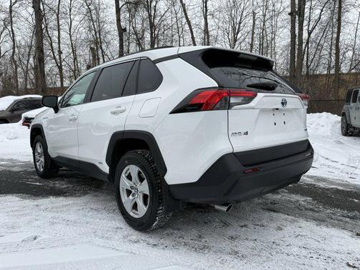 2021 Toyota RAV4 Hybrid LE