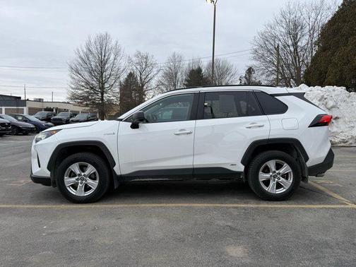 2021 Toyota RAV4 Hybrid LE