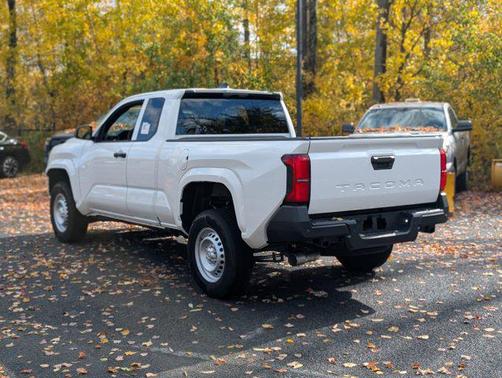 2025 Toyota Tacoma SR
