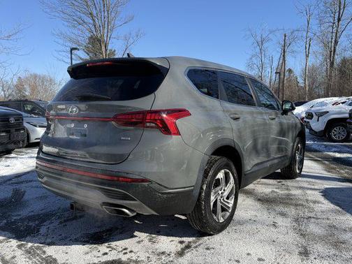 2022 Hyundai SANTA FE SE