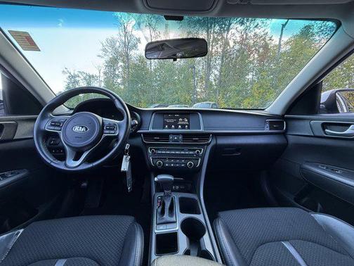 2018 Kia Optima S