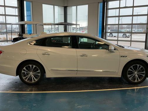 2017 Buick LaCrosse Essence