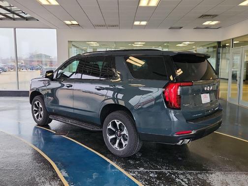 2026 GMC Yukon 4WD AT4