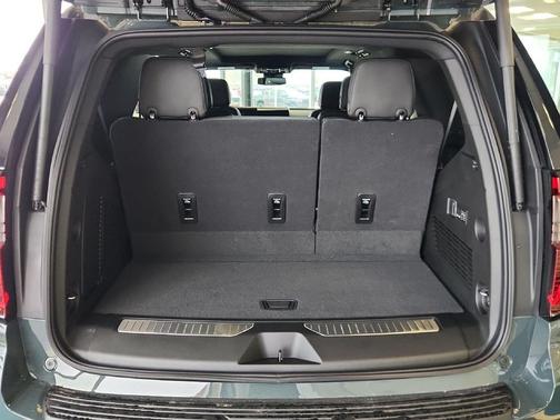 2026 GMC Yukon 4WD AT4