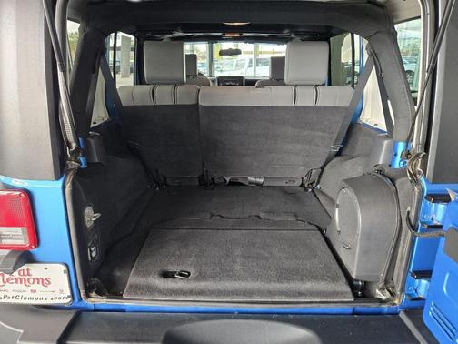 2010 Jeep Wrangler Unlimited Sport