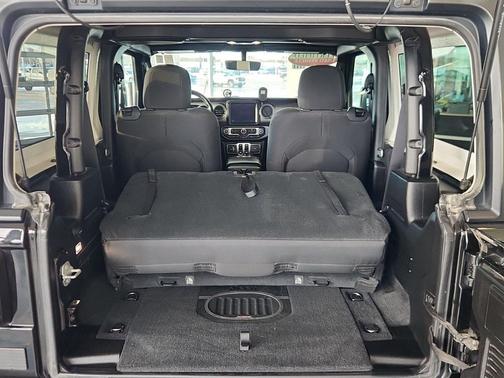 2022 Jeep Wrangler Sport S