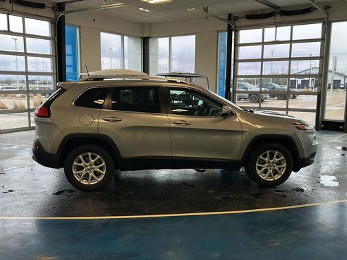 Billet Silver Metallic Clearcoat 2016 Jeep Cherokee Latitude