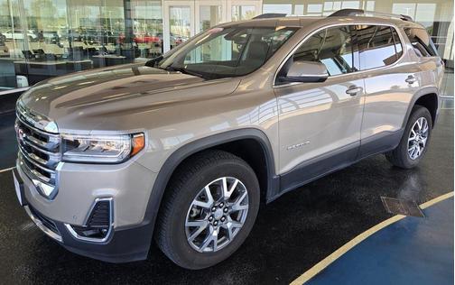 2023 GMC Acadia AWD SLT