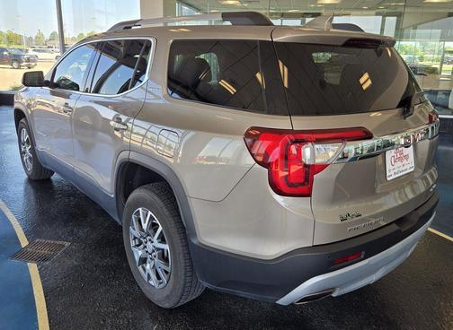 2023 GMC Acadia AWD SLT