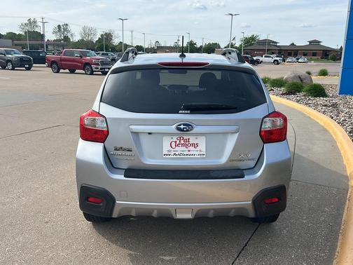 Ice Silver Metallic 2015 Subaru XV Crosstrek 2.0i Premium