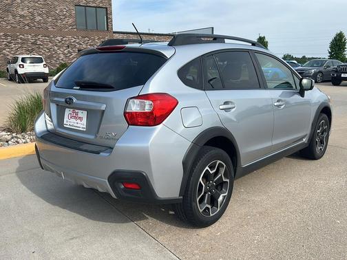 Ice Silver Metallic 2015 Subaru XV Crosstrek 2.0i Premium