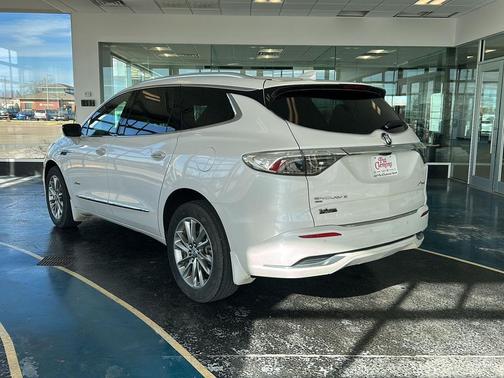 2023 Buick Enclave Avenir AWD