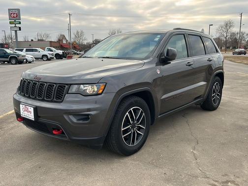 2020 Jeep Grand Cherokee Trailhawk