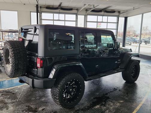2016 Jeep Wrangler Unlimited Sahara