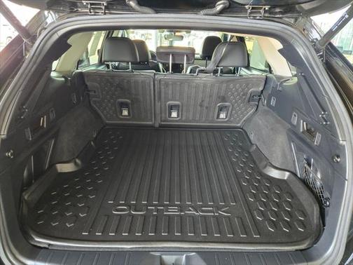 2021 Subaru Outback Onyx Edition XT