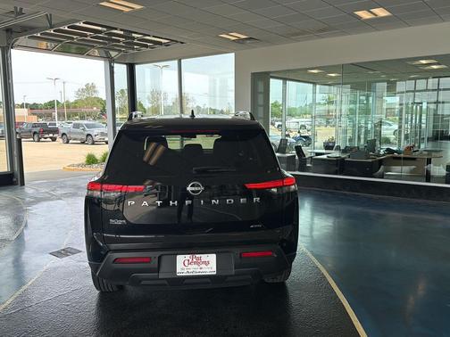 Super Black 2025 Nissan Pathfinder SV 4WD
