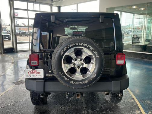 2013 Jeep Wrangler Unlimited Sahara
