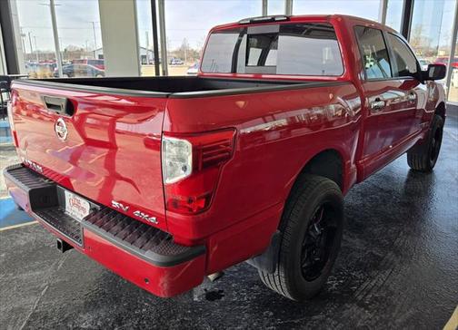 2021 Nissan Titan SV