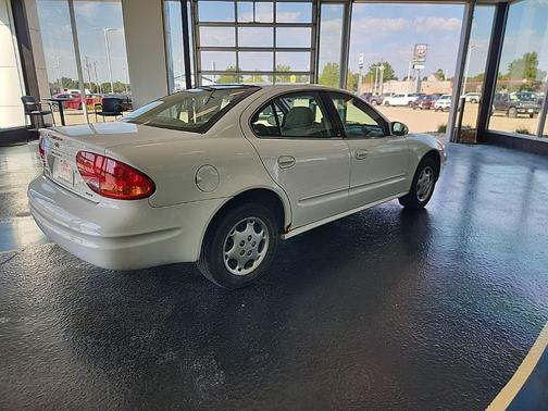 2000 Oldsmobile Alero GL3